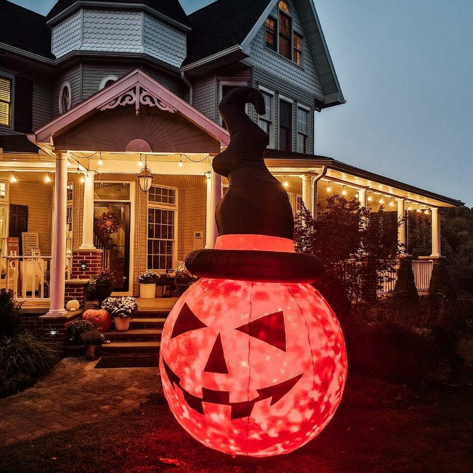 Haunted Hill Farm Inflatables